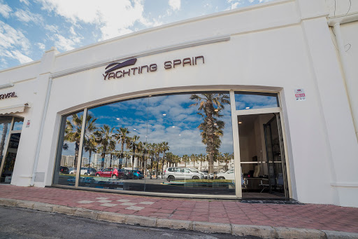 Yachting Spain - Edificio Varadero local 9, Av. del Puerto Deportivo, Costa, 29630 Benalmádena, Málaga