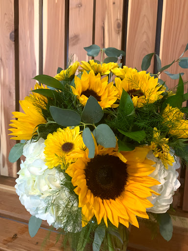 Florist «HodgePodge, Etc. Flowers & Gift Baskets», reviews and photos, 2101 Main St, North Little Rock, AR 72114, USA