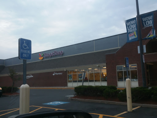 Grocery Store «Stop & Shop», reviews and photos, 370 Hemingway Ave, East Haven, CT 06512, USA
