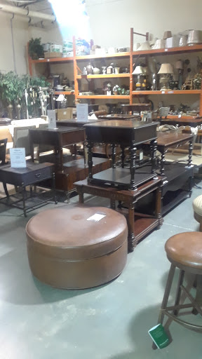 Furniture Store «Thomasville Home Furnishings of Tempe», reviews and photos, 9959 S Priest Dr, Tempe, AZ 85284, USA