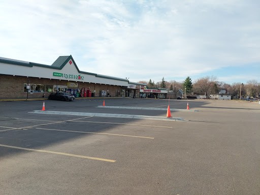 Shopping Mall «Southview Shopping Center», reviews and photos, 1209 Southview Blvd, South St Paul, MN 55075, USA