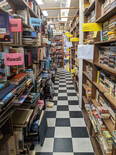 Book Store «Wonder Book & Video», reviews and photos, 1306 W Patrick St, Frederick, MD 21703, USA