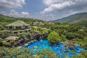 Hot Springs Park - Công viên Suối khoáng nóng Núi Thần Tài Đà Nẵng image