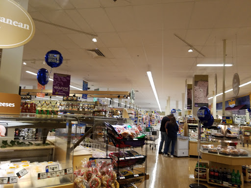 Grocery Store «Giant Food Stores», reviews and photos, 455 Eisenhower Dr, Hanover, PA 17331, USA