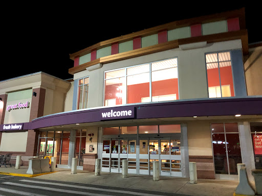 Supermarket «Super Stop & Shop», reviews and photos, 40 Furlong Dr, Revere, MA 02151, USA