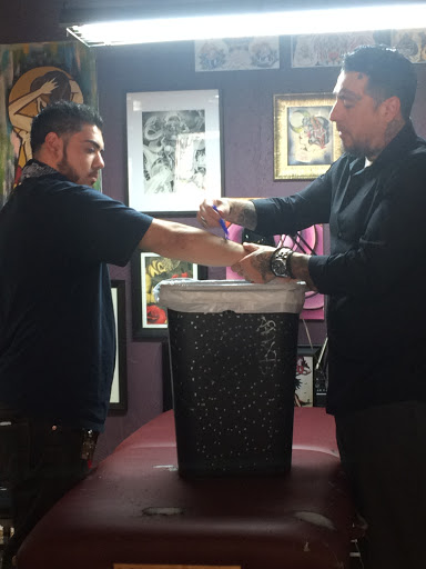 Tattoo Shop «Lucky 7 Tattoo», reviews and photos, 239 S E St, San Bernardino, CA 92401, USA