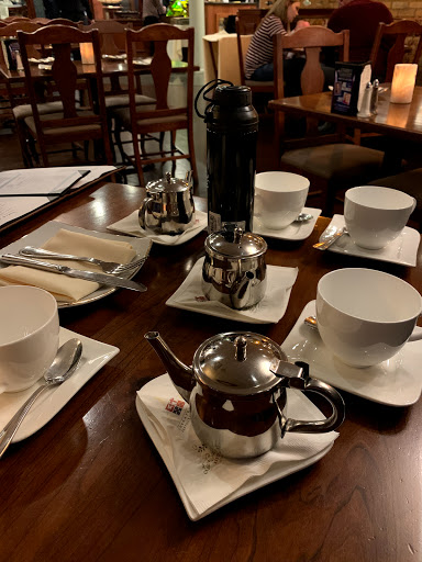 Sushi Restaurant «Chesapeake Inn Restaurant & Marina», reviews and photos, 605 2nd St, Chesapeake City, MD 21915, USA