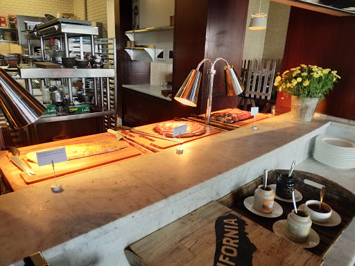 Luxury Hotel «The Ritz-Carlton, Half Moon Bay», reviews and photos, 1 Miramontes Point Rd, Half Moon Bay, CA 94019, USA