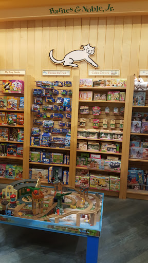 Book Store «Barnes & Noble», reviews and photos, 19401 Alderwood Mall Pkwy, Lynnwood, WA 98036, USA