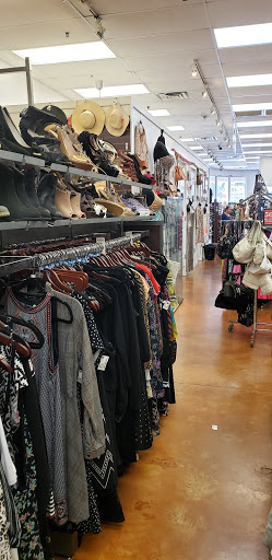 Clothing Store «Uptown Cheapskate», reviews and photos, 929 E Commercial Blvd, Oakland Park, FL 33334, USA