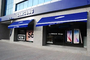 Samsung Experience Store Tunis Centre Urbain Nord image