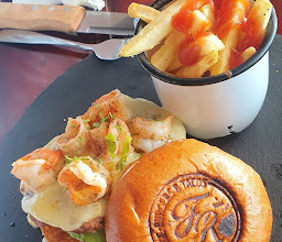 Fuego rey Lounge burger & Tacos photo