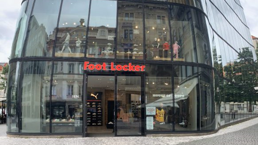 Messi clothing shops in Prague