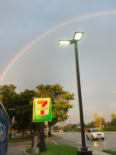 Convenience Store «7-Eleven», reviews and photos, 7090 Pines Blvd, Pembroke Pines, FL 33024, USA