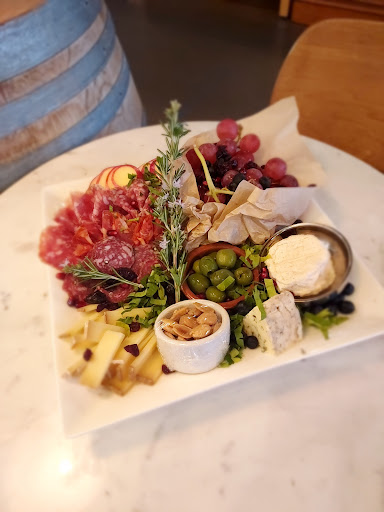 Wine Store «Blackbird Wine Shop», reviews and photos, 4323 NE Fremont St, Portland, OR 97213, USA