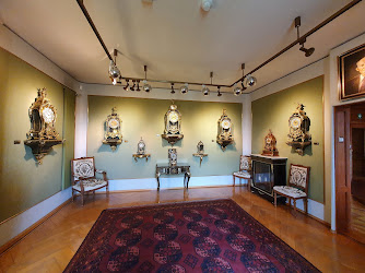 Musee D'Horlogerie Du Locle-Château des Monts