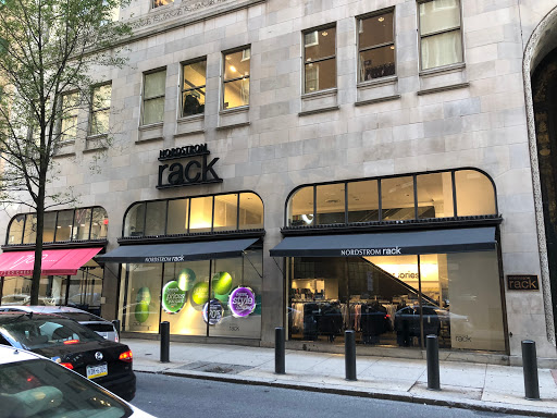 Nordstrom Rack Chestnut Street, 1700 Chestnut St, Philadelphia, PA 19103, USA, 
