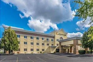La Quinta Inn & Suites by Wyndham Idaho Falls/Ammon image