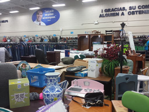Thrift Store «Goodwill Store & Donation Center», reviews and photos, 539 Fort Hill Dr, Naperville, IL 60540, USA