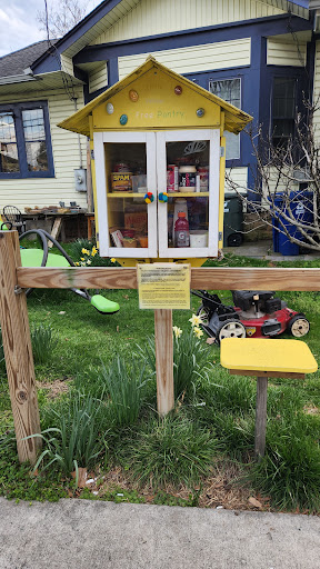 The Little Yellow Free Pantry