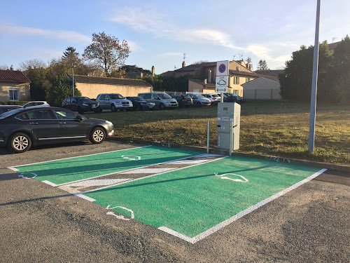 Borne de recharge de véhicules électriques Roulez Électrique En Haute-Garonne Charging Station Nailloux