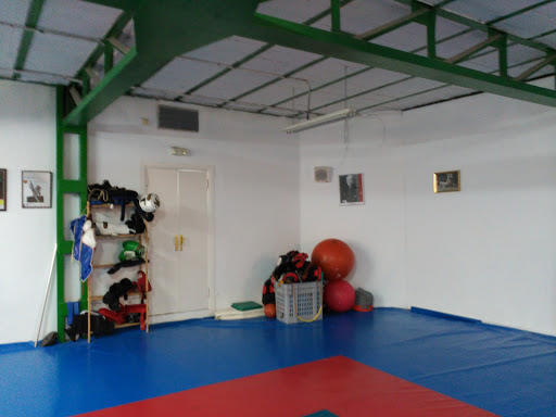 Gimnasio Raúl Calvo en Cádiz, Cádiz
