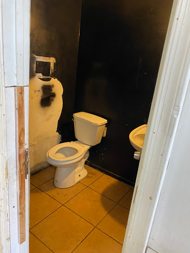 Dry Cleaner «Sun City Dry Cleaners & Laundry», reviews and photos, 13002 N 107th Ave, Sun City, AZ 85351, USA