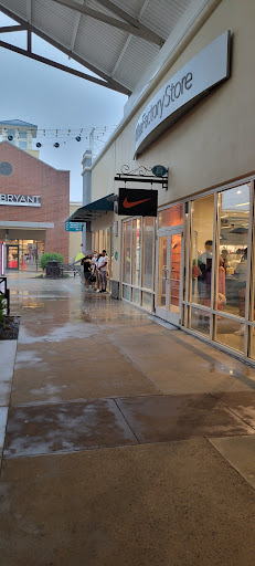 Sporting Goods Store «Nike Factory Store», reviews and photos, 18 West Lightcap Rd #901, Pottstown, PA 19464, USA