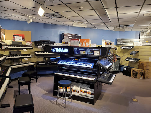 Music Store «Guitar Center», reviews and photos, 8 Garet Pl, Commack, NY 11725, USA