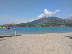 plage de la Voilerie'in fotoğrafı geniş bir kıyı şeridi ile birlikte