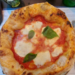 Photo n°2 de l'avis de Erika.a fait le 22/07/2023 à 21:43 sur le  Pizze D’autore Maestro Pizzaiolo Gigi SORBILLO à Naples