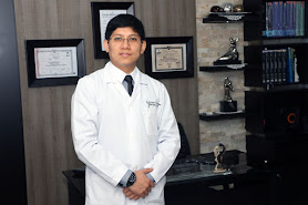 Dr. Enrique Chau Ramos