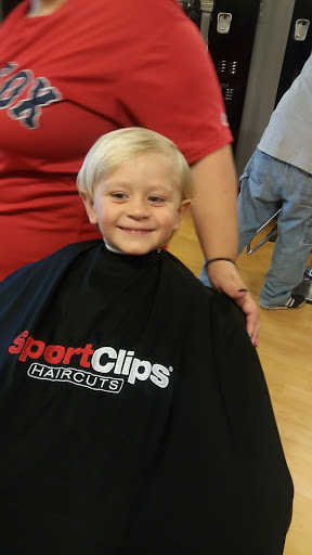 Hair Salon «Sport Clips Haircuts of Kingman», reviews and photos, 3880 Stockton Hill Rd #105, Kingman, AZ 86409, USA