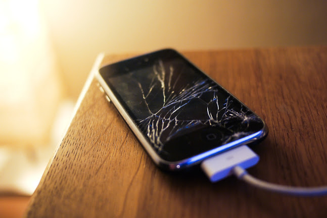 Foonlab - iPhone & Smartphone Repair - Brugge