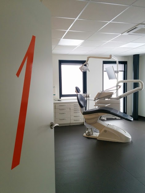 Centre Dentaire Mutualiste AÉSIO Santé à Clermont-Ferrand