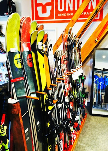 Reviews of Active Snowsports - Ski & Snowboard Shop, Ipswich, Suffolk in Ipswich - Sporting goods store