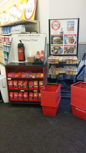 Grocery Store «Winn-Dixie», reviews and photos, 1525 W Tharpe St, Tallahassee, FL 32303, USA