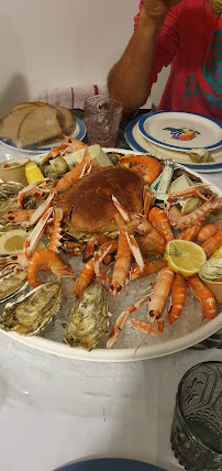 Plats et boissons du Restaurant de fruits de mer L'Estran - Coquillages et Crustacés à Dinard - n°13
