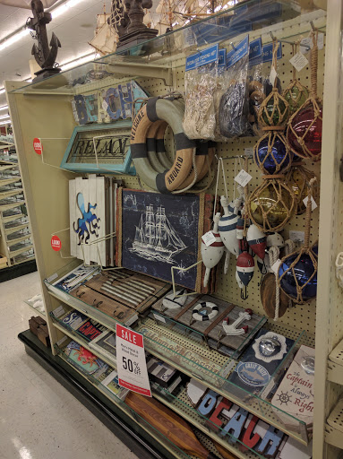 Craft Store «Hobby Lobby», reviews and photos, 290 Hawthorn Village Commons, Vernon Hills, IL 60061, USA