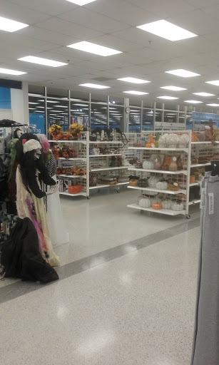 Clothing Store «Ross Dress for Less», reviews and photos, 1931 E Main St, Spartanburg, SC 29307, USA