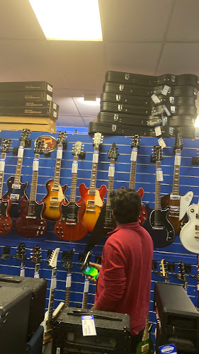 Comments and reviews of Rockshop Hornby