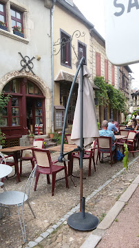 Atmosphère du Restaurant La Grignotte Du Vieux Bourbon à Bourbon-Lancy - n°6