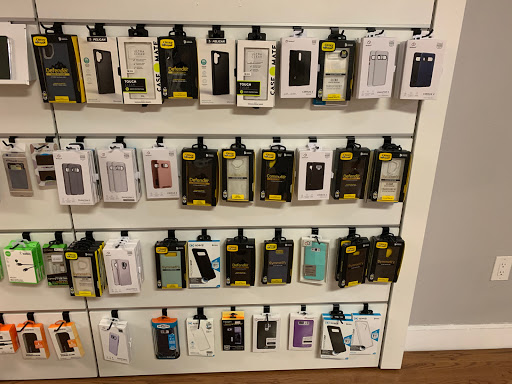 Electronics Repair Shop «uBreakiFix», reviews and photos, 4734 S Kirkman Rd, Orlando, FL 32811, USA