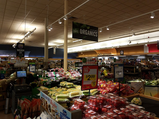 Supermarket «Super Stop & Shop», reviews and photos, 605 Metacom Ave, Bristol, RI 02809, USA