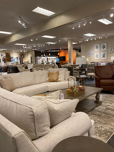 Furniture Store «La-Z-Boy Furniture Galleries», reviews and photos, 10900 Fairfax Blvd, Fairfax, VA 22030, USA