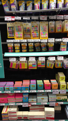 Office Supply Store «Staples», reviews and photos, 7800 Montgomery Rd #200, Kenwood, OH 45236, USA