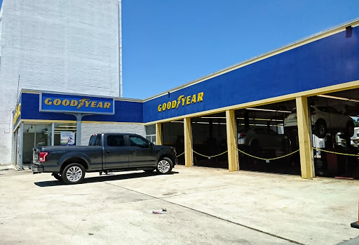 Tire Shop «Firestone Complete Auto Care», reviews and photos, 952 Patricia Ave, Dunedin, FL 34698, USA