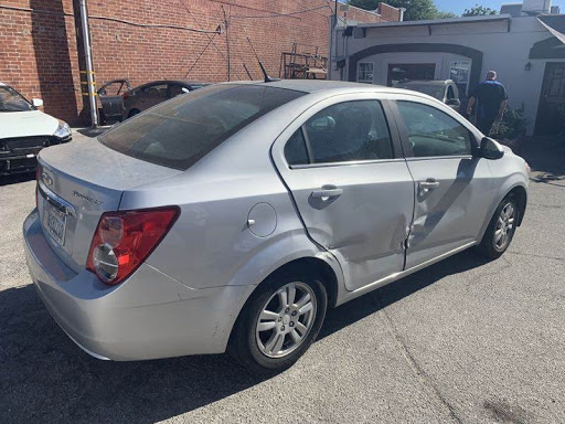 Auto Body Shop «GARYS AUTO COLLISION CENTER», reviews and photos, 24247 Railroad Ave, Newhall, CA 91321, USA