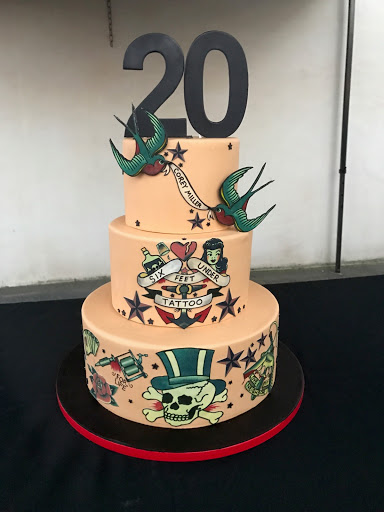 Six Feet Under, 116 N 2nd Ave, Upland, CA 91786, USA, 