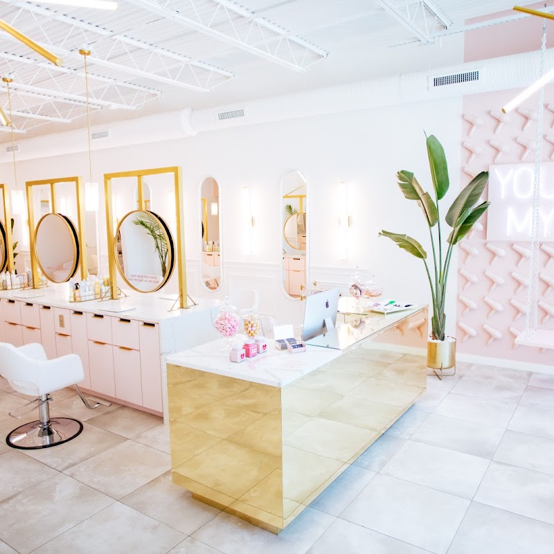 Sip & Dry - A Blow Dry Bar